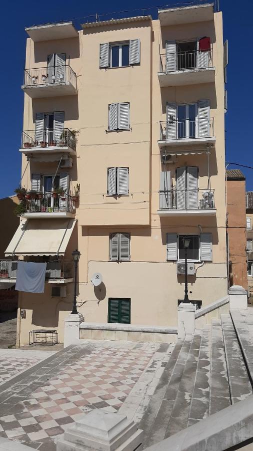 Renas Cosy Apartment Korfu Dış mekan fotoğraf